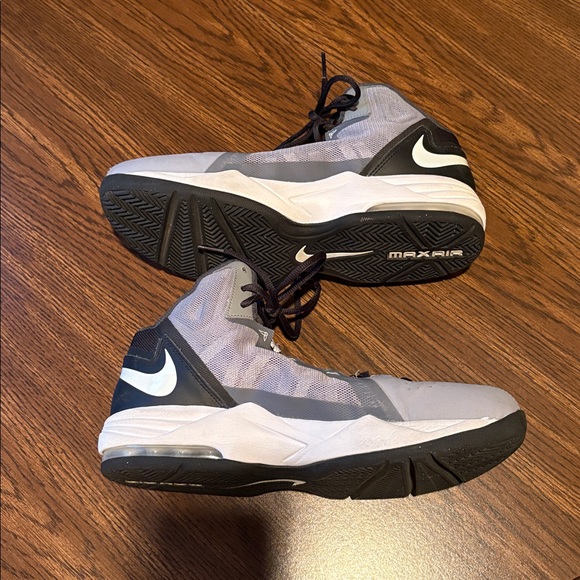 Nike airmax stutter step 2 basketball shoes size 9.5 - Picture 3 of 9